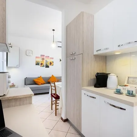 Bgy Airport 10min - Casa Moderna Con Ampio Balcone Lägenhet *