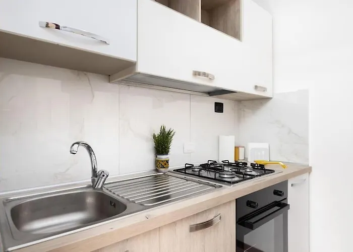 Bgy Airport 10min - Casa Moderna Con Ampio Balcone شقة